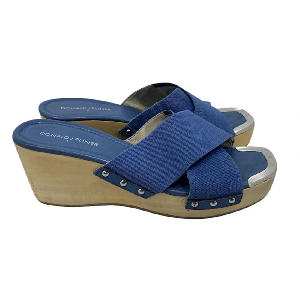 Donald J. Pliner Carra Blue Denim Studded Platform Wedge Summer Sandals 8.5